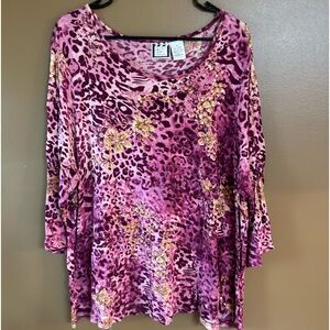 Women’s long sleeve